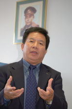 昂山素姬 緬甸人的希望(專訪緬甸流亡政府發言人包和廷)