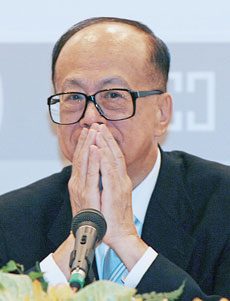 李嘉誠涉案 神祕電話促再查東八塊