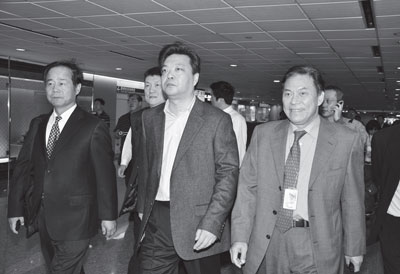 中共赴台「採購團」 赫見多位人權迫害者