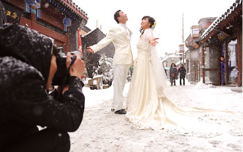 經濟退潮 中國婚禮漲潮