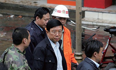 >陸媒曝李春城弟弟「倒地」內幕