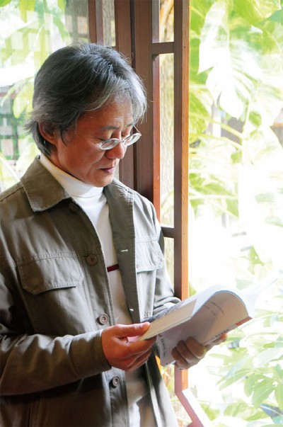 >人物專訪 路寒袖與大地母親