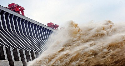 中國水壩引發地震？