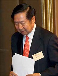 >習兩會前出擊香港 陳佐洱去職 曾蔭權獲罪