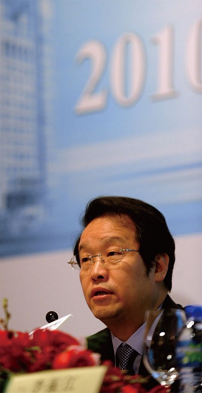 「反腐」風暴中 28名中共中央委員、候補委員落馬