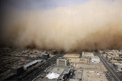 沙特首都遇20年最強沙塵暴