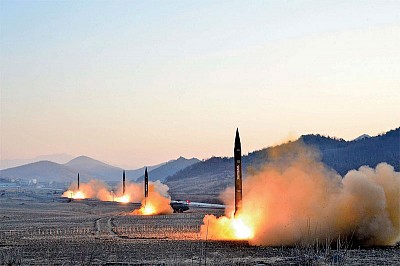 北韓連射導彈恐嚇中國 習川定百日寬限